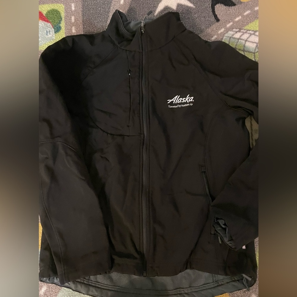 Alaska airlines windbreaker